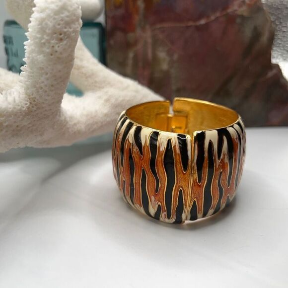 Gold Orange Black White Tiger Stipe Bangle Kenneth J Lane - Picture 10 of 15